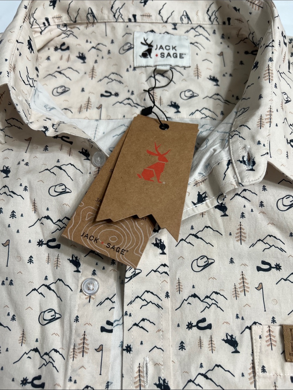 Men’s Cream Outdoor Print Button-Down Shirt